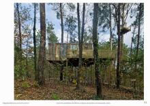 Centro de actividades mariñeiras e cabanas do barranco en Ousesende, Outes