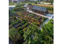 HORTA E INVERNADOIRO NO CULLER DE PAU